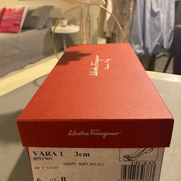Authentic salvatore ferragamo - Picture 10 of 10